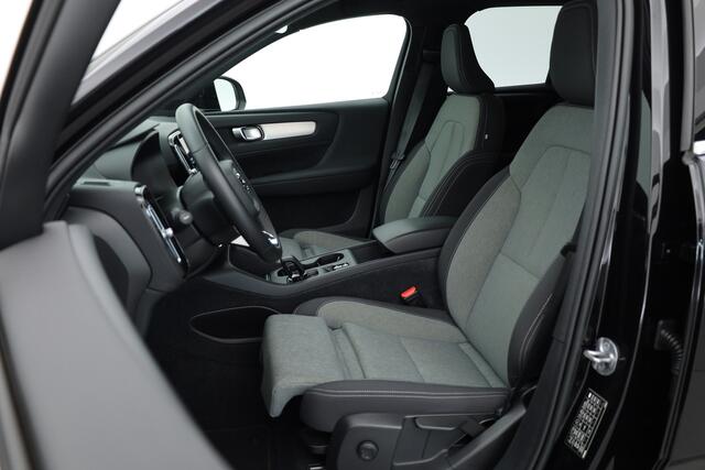Volvo XC40 T4 Recharge Core | Pilot Assist | Elek. Trekhaak | Camera | Navi | Stoel- Stuurverw.