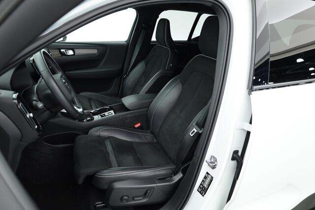 Volvo XC40 1.5 T5 Recharge R-Design | Pilot Assist | Elek. Trekhaak | Elek. Stoelen | Stoel- Stuurverw. | H&K