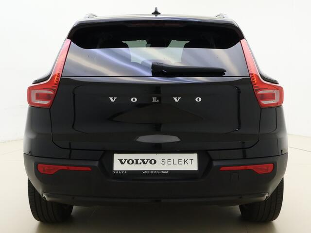 Volvo XC40 T4 211pk Recharge R-Design Expr. / Keyless / ACC / BLIS / Elektr. Achterklep / 19'' Velgen /Elektr. Trekhaak / PDC + Camera / DAB / Apple Carplay /