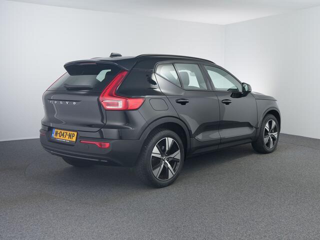Volvo XC40 1.5 T4 Recharge R-Design | Trekhaak | Camera | Stoel+stuur verwarming | Carplay