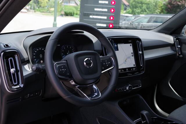 Volvo XC40 1.5 T4 Plug-in hybrid 211 PK Plus Bright, Winterpakket, Camera, Carplay