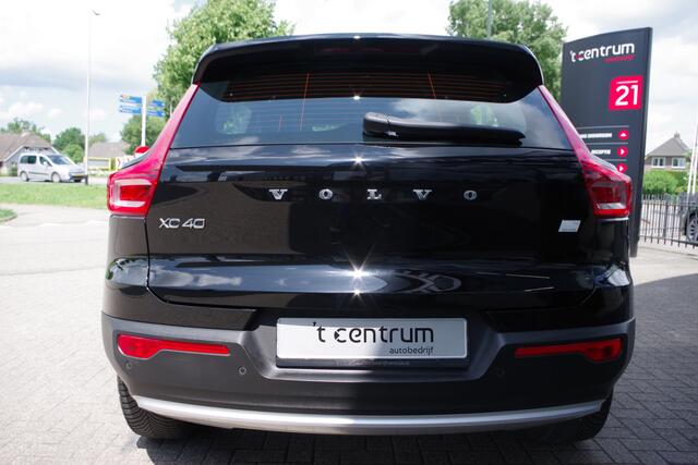 Volvo XC40 1.5 T4 Plug-in hybrid 211 PK Plus Bright, Winterpakket, Camera, Carplay