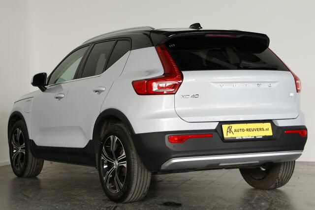 Volvo XC40 1.5 T5 Recharge Inscription Expression Panorama / Opendak / Cam / HK / Trekhaak / CarPlay