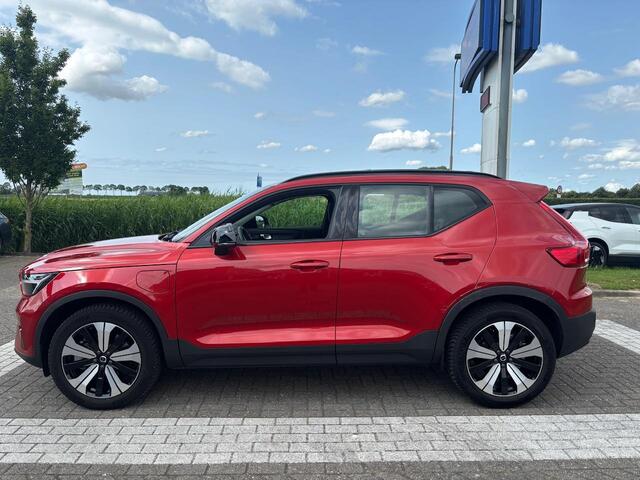 Volvo XC40 1.5 T5 Plug-in hybrid Ultimate Dark