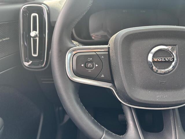 Volvo XC40 1.5 T5 Plug-in hybrid Ultimate Dark
