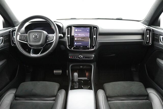 Volvo XC40 Recharge P8 AWD R-Design | Full option | Trekhaak | Stoelverwarming | 360 Camera | Dealer Onderhouden