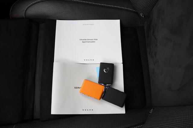 Volvo XC40 Recharge P8 AWD R-Design | Full option | Trekhaak | Stoelverwarming | 360 Camera | Dealer Onderhouden