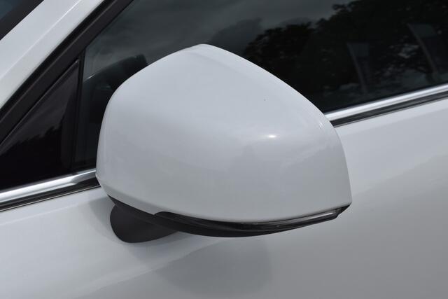 Volvo XC40 T4 211PK Plug-in hybrid Core Bright | Camera | ACC | 18"LMV | Blis | Leder