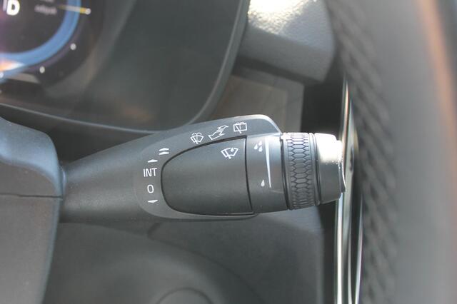 Volvo XC40 Recharge 231PK Automaat 70 kWh Google infotainment / Verwarmbare voorstoelen / Verwarmbaar stuurwiel / Getinte ramen vanaf de B-stijl / Cruise control