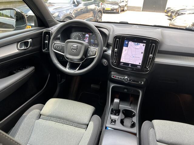 Volvo XC40 1.5 T4 Plug-in hybrid Core Bright Achteruitrijcamera Navigatie