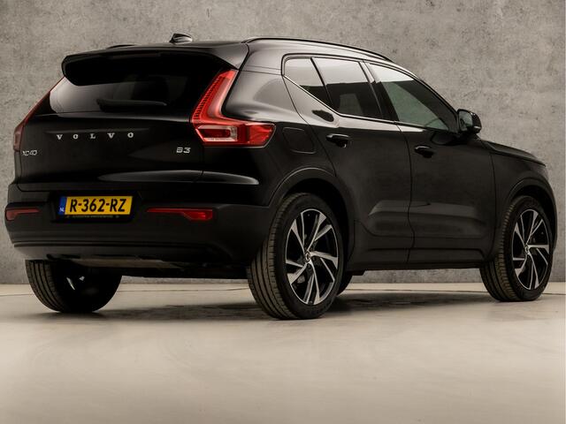 Volvo XC40 2.0 B3 R-Design 177Pk Automaat (PANORAMADAK, APPLE CARPLAY, GROOT NAVI, MEMORY SEATS, 360 CAMERA, HARMAN/KARDON, ADAPTIVE CRUISE, LEDER/ALCANTARA, GETINT GLAS, ELEK ACHTERKLEP, NIEUWSTAAT)