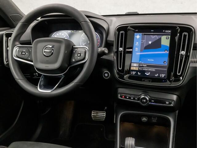 Volvo XC40 2.0 B3 R-Design 177Pk Automaat (PANORAMADAK, APPLE CARPLAY, GROOT NAVI, MEMORY SEATS, 360 CAMERA, HARMAN/KARDON, ADAPTIVE CRUISE, LEDER/ALCANTARA, GETINT GLAS, ELEK ACHTERKLEP, NIEUWSTAAT)