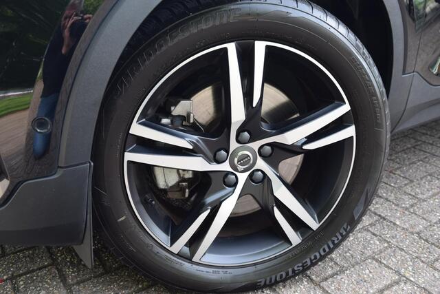 Volvo XC40 1.5 T4 Recharge R-Design met Carplay/Cam/Stu+st vw