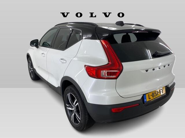 Volvo XC40 1.5 T2 R-Design | Lounge Pakket | 360° Camera | Harman/Kardon | Panorama Schuifdak | Keyless Entry | Stuur + Stoel verwarming | Volvo On call |