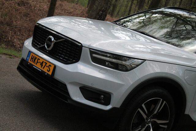 Volvo XC40 1.5 T5 Recharge R-Design | Trekhaak | Camera