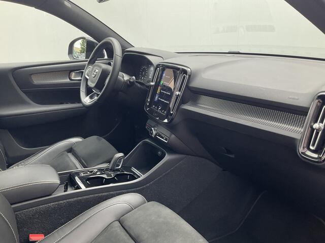 Volvo XC40 1.5 T5 262pk Recharge R-Design Carplay Stoel.Stuurverw. Pano.dak Trekhaak
