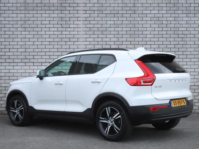 Volvo XC40 2.0 T4 | Cruise Control | Parkeersensoren | El. achterklep | Navigatie
