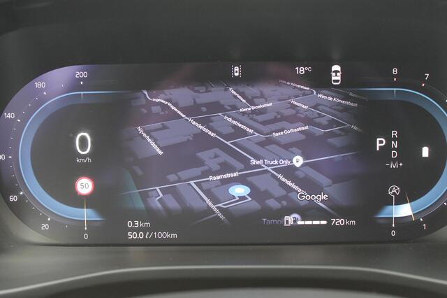 Volvo XC40 B4 211PK Automaat Plus Dark Blis / Adaptieve Cruise Control / Semi elektrisch wegklapbare trekhaak / 18" lichtmetalen velgen / Draadloos opladen / Harman Kardon Audio