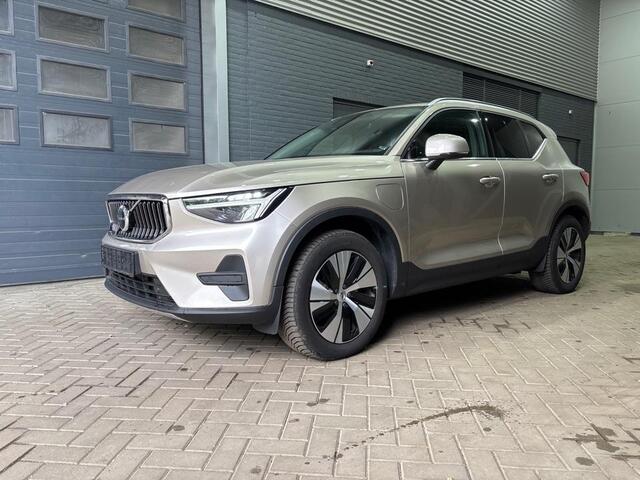 Volvo XC40 T4 Plug-in hybrid Plus Bright | Leder | ACC | BLIS | Trekhaak | Stoel+Stuurverwarming | harman/kardon