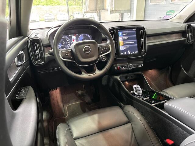 Volvo XC40 T4 Plug-in hybrid Plus Bright | Leder | ACC | BLIS | Trekhaak | Stoel+Stuurverwarming | harman/kardon