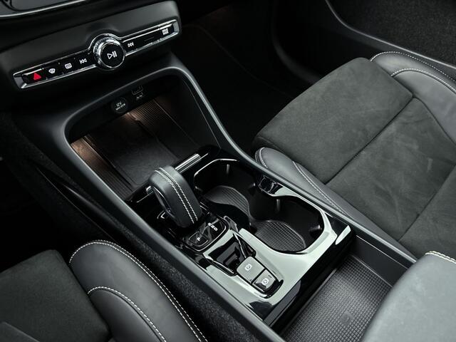 Volvo XC40 1.5 T4 Rech. R-Design | Harman/Kardon | achteruitrijcamera | Cru