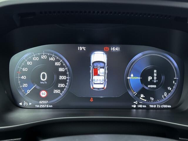 Volvo XC40 1.5 T4 Recharge R-Design | Panoramadak |