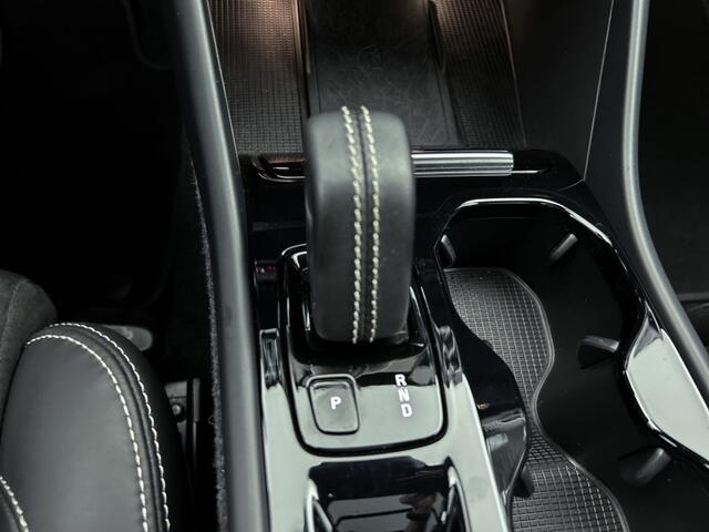 Volvo XC40 1.5 T4 Recharge R-Design | Panoramadak |