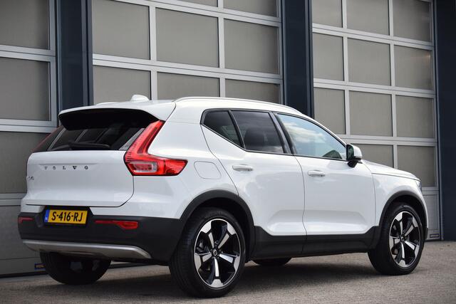 Volvo XC40 1.5 T2 Inscription Camera | 19inch | Trekhaak! Apple carplay | Harman Kardon | getinte ramen