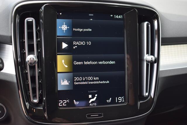 Volvo XC40 1.5 T2 Inscription Camera | 19inch | Trekhaak! Apple carplay | Harman Kardon | getinte ramen