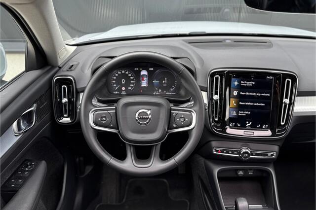 Volvo XC40 1.5 T5 Recharge Inscription - 360 Camera - Open dak - Trekhaak - Stoel/stuurverwarming - Licht pack - Rijklaar