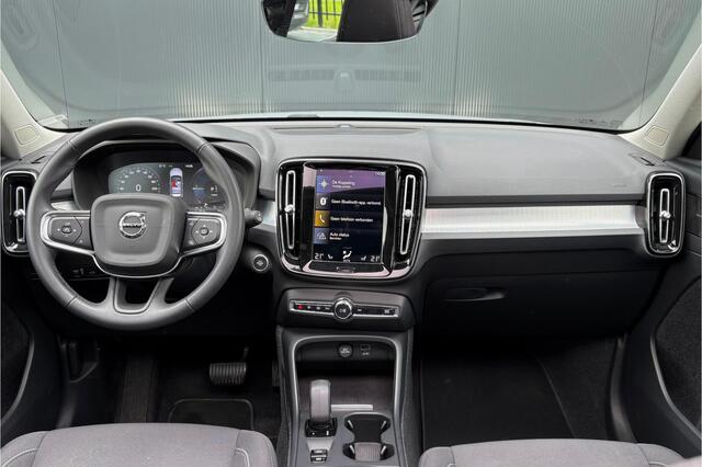 Volvo XC40 1.5 T5 Recharge Inscription - 360 Camera - Open dak - Trekhaak - Stoel/stuurverwarming - Licht pack - Rijklaar