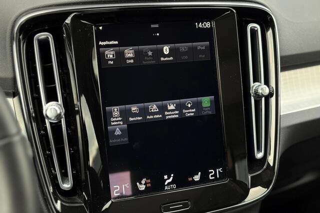 Volvo XC40 1.5 T5 Recharge Inscription - 360 Camera - Open dak - Trekhaak - Stoel/stuurverwarming - Licht pack - Rijklaar