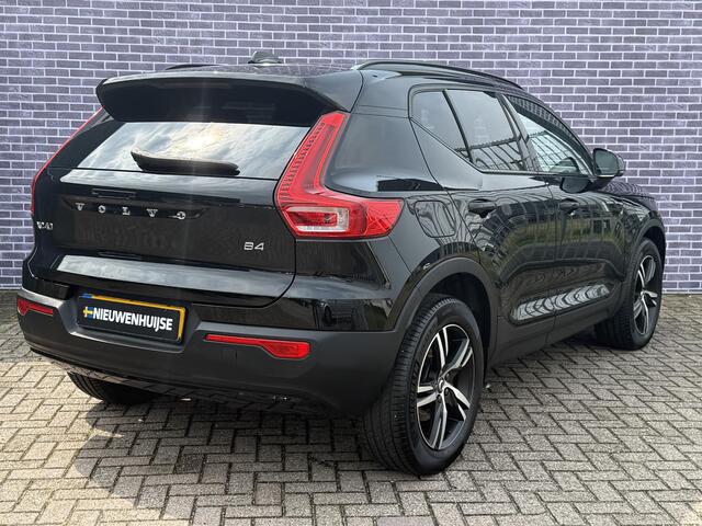 Volvo XC40 2.0 B4 R-Design | Trekhaak | 2100KG Trekgewicht | Blis | Adaptieve cruise controle | Keyless | reservewiel |