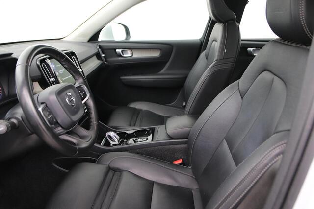 Volvo XC40 T4 Inscription | Panoramadak | ACC | Vol-Leder | Trekhaak | Camera | BLIS