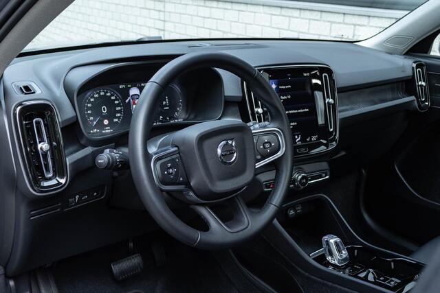 Volvo XC40 T5 Automaat Recharge Inscription |Elektrisch verstelbare stoelen voor | 360 graden camera | Harman & Kardon Premium Audio | Standkachel | Panoramisch schuif-/kanteldak | Blind Spot
