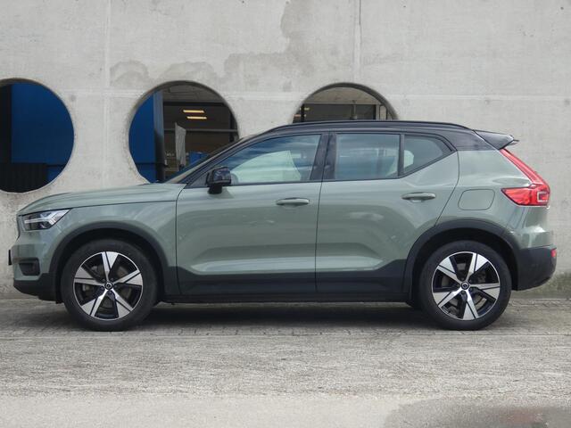 Volvo XC40 Recharge P8 AWD R-Design | SAGE GREEN | NAVIGATIE | ACHTERUITRIJCAMERA | WARMTEPOMP |