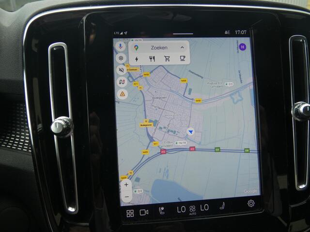 Volvo XC40 Recharge P8 AWD R-Design | SAGE GREEN | NAVIGATIE | ACHTERUITRIJCAMERA | WARMTEPOMP |
