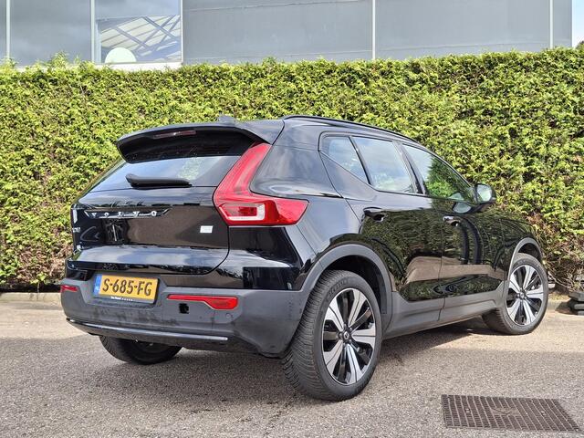 Volvo XC40 Recharge Twin Ultimate 78 kWh Panoramadak | Harman/Kardon | Stoel/Stuur verwarming | Trekhaak |
