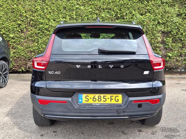 Volvo XC40 Recharge Twin Ultimate 78 kWh Panoramadak | Harman/Kardon | Stoel/Stuur verwarming | Trekhaak |