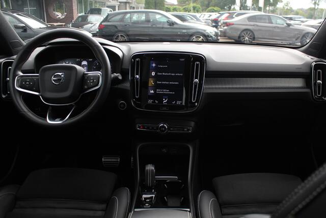 Volvo XC40 1.5 T5 Recharge R-Design / Trekhaak / Panoramadak / Camera / Navigatie / 19'' / Leder&Alcantara / Getint glas / DAB / ACC / Stoelverwarming