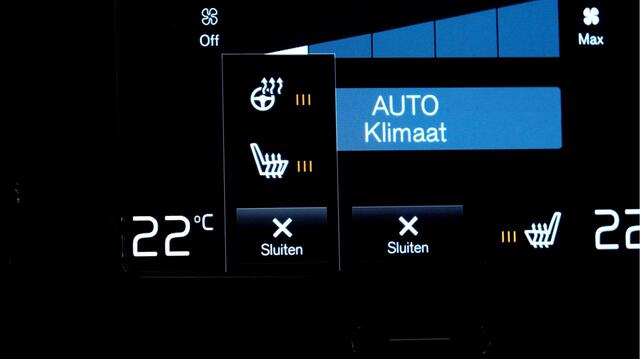 Volvo XC40 1.5 T4 Recharge Inscription PANORAMADAK + LEER + EL.STOEL MET MEMORY + STOEL-&STUURVERWARMING + CRUISE + LANE ASSIST + NAVI SENSUS + CARPLAY/ANDROID AUTO + KEYLESS ENTRY&GO + CAMERA + PARKSENSOREN V&A + 18" LM-VELGEN!!