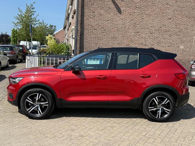 Volvo XC40 2.0 T4 AWD R-Design Luxury-line