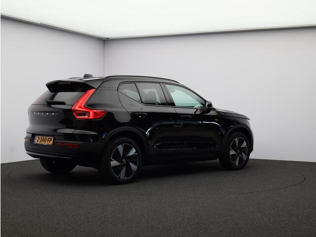 Volvo XC40 Single Motor Extended Range Plus 82 kWh / Parkeer camera / Verwarmde stoelen + Stuur / Microtech Nubuck interieur / Extra getint glas