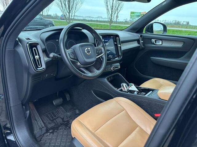 Volvo XC40 1.5 T3 Inscription | Schuif-/kanteldak | Leder | Stoelverwarming | Automaat