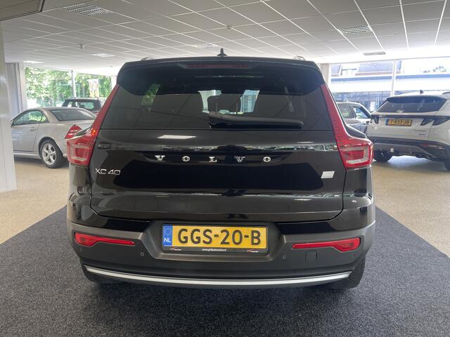 Volvo XC40 1.5 T5 Twin Engine Momentum