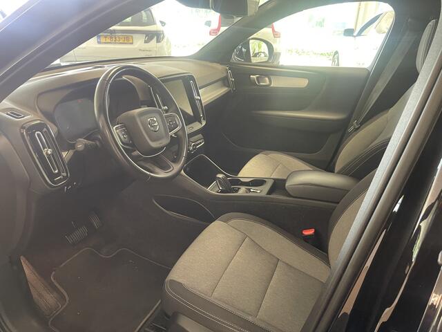 Volvo XC40 1.5 T5 Twin Engine Momentum