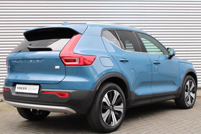 Volvo XC40 T4 Plug-in Hybrid AUT7 211PK Ultimate Bright | Panoramisch Schuif-/Kanteldak | Power Seats Met Geheugenfunctie | Grootlicht Assistent | DAB+ | Getint Glas Achter | Adaptieve Cruise Control Met Pilot Assist | Harman/Kardon Premium Geluidssysteem | 360° Par