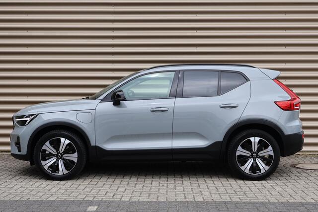 Volvo XC40 T5 Plug-in hybrid Ultimate Dark | Panoramadak | Harman Kardon | 360 Camera