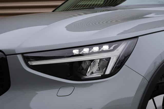 Volvo XC40 T5 Plug-in hybrid Ultimate Dark | Panoramadak | Harman Kardon | 360 Camera