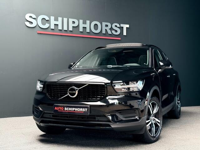 Volvo XC40 T4 190Pk R-Design Panorama dak trekhaak+winterbanden